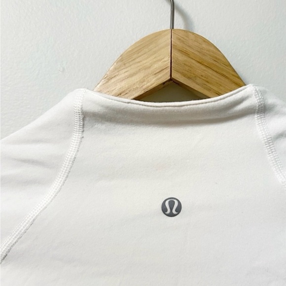 Lululemon Find Your Bliss Jacket Reversible Mesh Zip Up Cream White - Picture 9 of 9